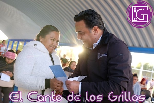 Encabeza Luis Nava entrega de Tarjetas Contigo para mujeres en situación de vulnerabilidad