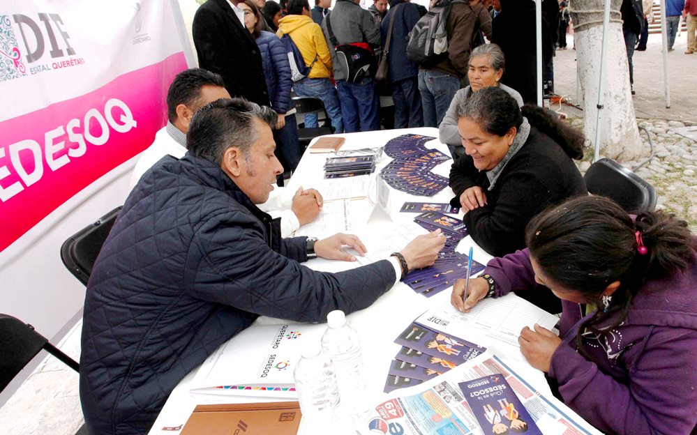 Lleva DIF Estatal Jornadas de Salud y Servicios a San José el Alto