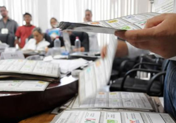 Elecciones cerradas obligan a hacer ajustes al PREP: Analista