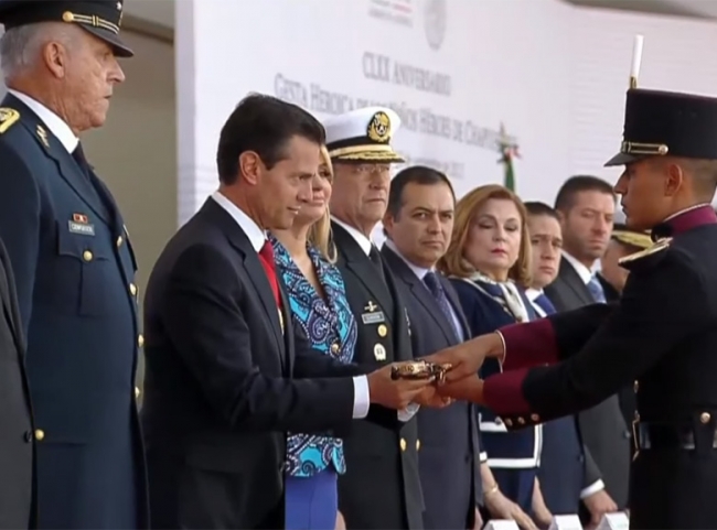 Conmemora @EPN aniversario de gesta heroica de los #NiñosHéroes