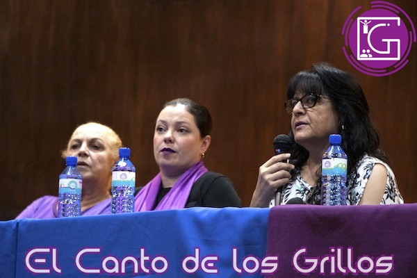 Encabeza Facultad de Artes #conversatorio de mujeres docentes