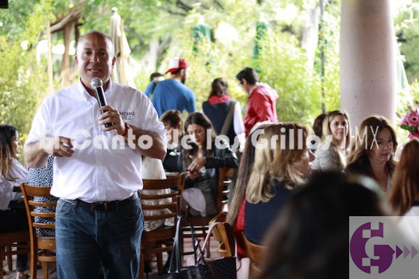 Mujeres, pilar de la sociedad: Pancho Pérez