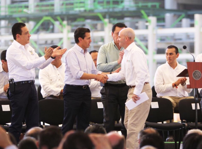 Anuncia @EPN descubrimiento de yacimiento de petróleo y gas