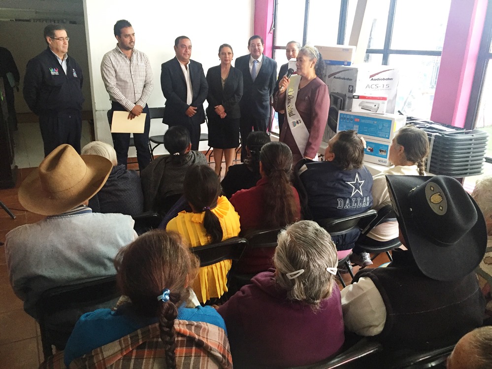 Entrega Sedesol rehabilitación y acondicionamiento a la casa del adulto mayor en Amealco