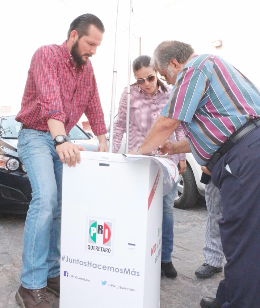 Recolecta PRI firmas contra impuestos de Marcos
