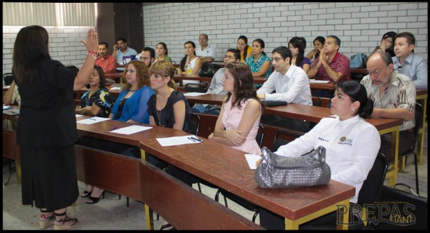 Para evitar deserción escolar, distribuye SEP más de 624 mil becas de nivel medio superior