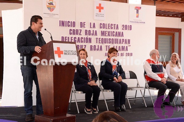 Arranca @TonoMejiaLira colecta de la Cruz Roja en #Tequisquiapan