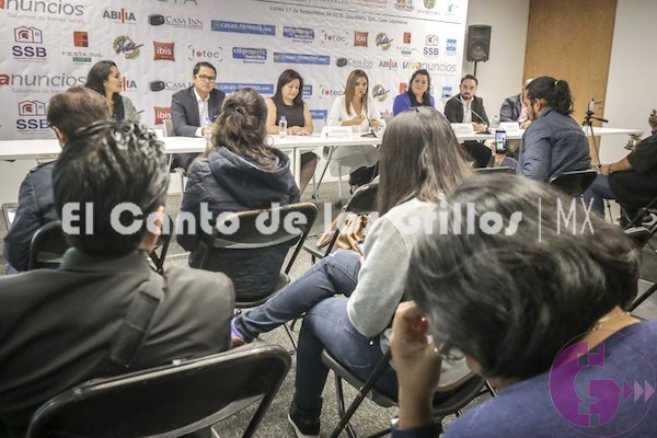 Presenta @QueretaroAmpi programa del Foro Inmobiliario Vertikalia 2018