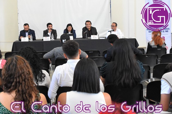 Realiza IEEQ foro “Democracia y redes sociales” en UAQ #SJR