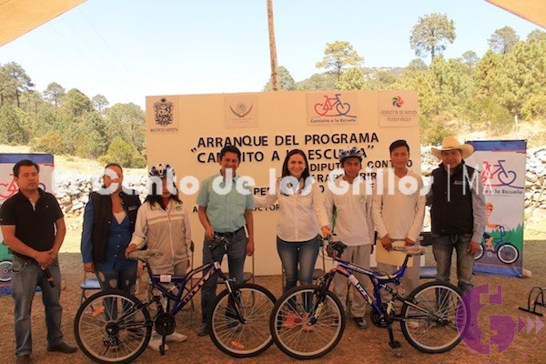 Arranca diputada @SonRocha “Caminito a la Escuela”
