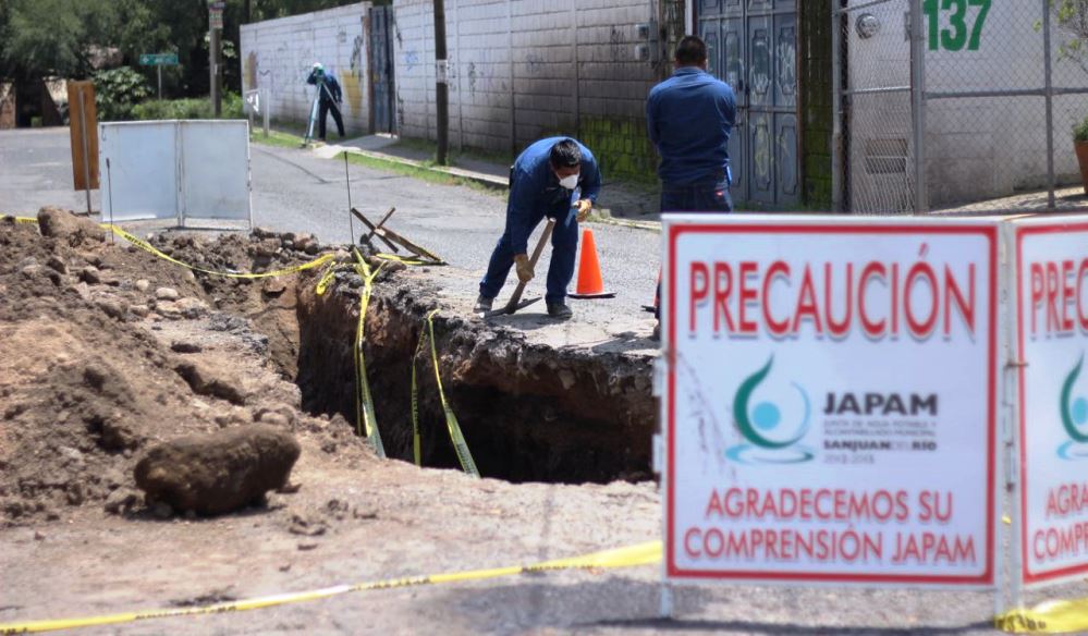 Realiza JAPAM trabajos de renovación de drenaje sanitario