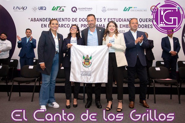 Abandera Kuri a docentes y estudiantes queretanos acreedores de la Beca Embajadores