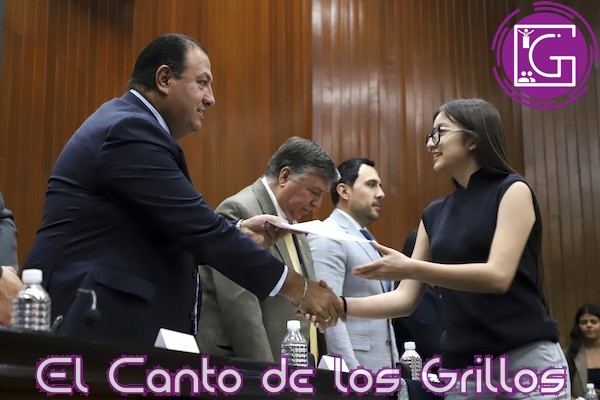 Otorga UAQ medallas al Mérito Académico 2025 a estudiantes de Derecho