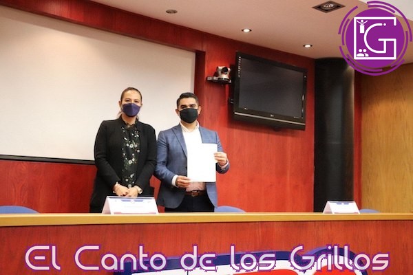 Asume Carlos Antonio Contreras López rectoría de la UPQ