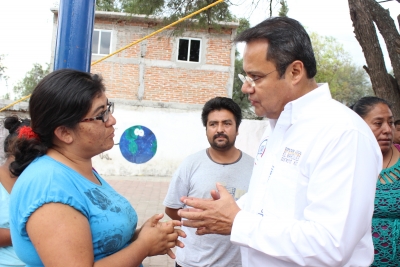 Realiza Jorge Lomelí Jornada de Acción en la comunidad de Agua Azul