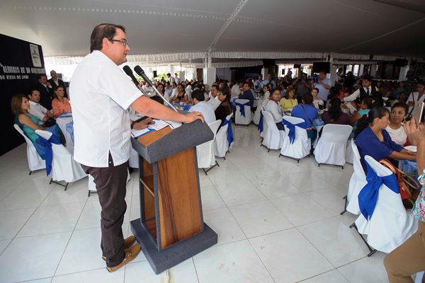 Anuncia @memovegamx calentadores solares para más de 500 mujeres