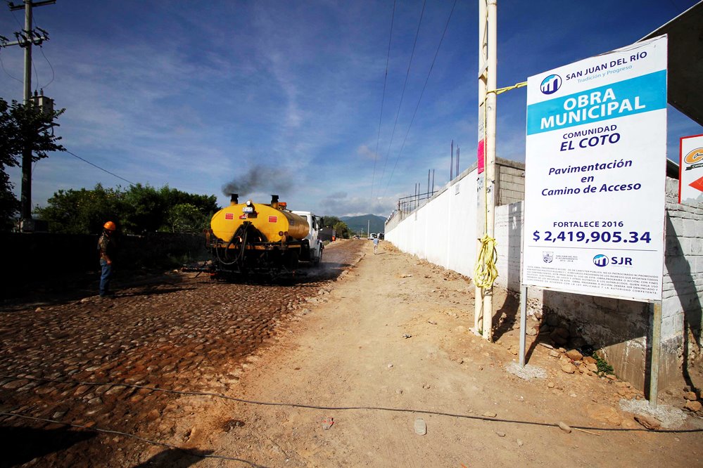 Inicia @memovegamx pavimentación de acceso a El Coto